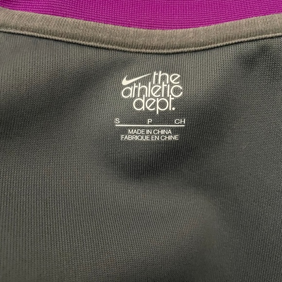 Purple and Gray Nike Jacket - Picture 6 of 8